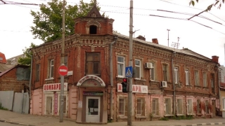 В Саратове снесут еще четыре аварийных дома