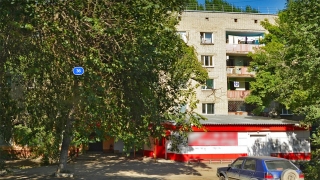 Из окна пятиэтажки на Шехурдина выпал двухлетний мальчик