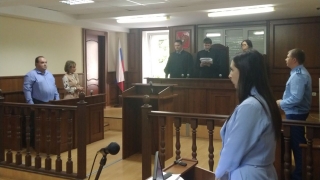 Облсуд отменил обвинительный приговор Ларисе Кузнецовой и ее мужу. Дело возвращено прокурорам