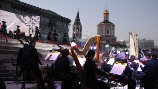 В Саратове празднование 350-летия Петра I завершилось оперой и салютом