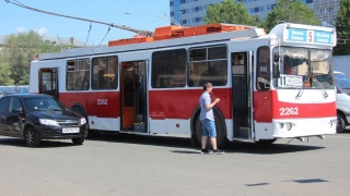 В Саратове из-за обрыва сети встали троллейбусы трех маршрутов