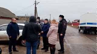 Муж не смог дозвониться до жены и до смерти избил ее в такси. Оглашен приговор