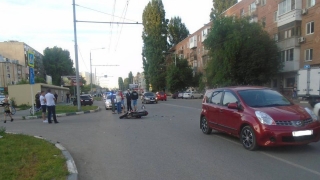 В центре Энгельса пострадал 18-летний мотоциклист