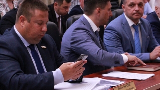Роман Ковальский пообещал начальнику УФСБ не допустить сбоев отгрузки зерна