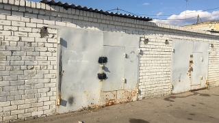 Молодые воры обчистили два гаража на Ипподромной