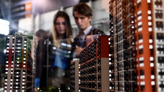 Потребкредиты и ипотека в российских банках подешевели на 0,2-1,5 п. п.