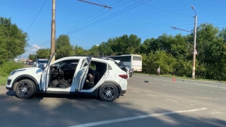 В массовом ДТП с автобусом на саратовской трассе пострадали три человека