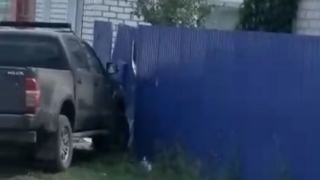 Пикап без водителя переехал женщину
