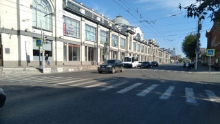 У Крытого рынка водитель "девятки" сбил женщину