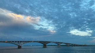 Саратовцам обещают жаркую пятницу с небольшим ветром