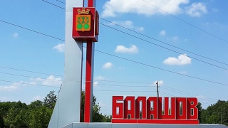 Родственники нашли в квартире труп изрезанного мужчины