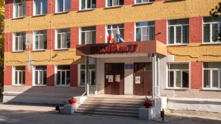 В Саратове вновь эвакуируют школьников