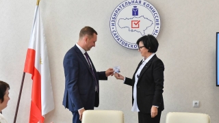 Роману Бусаргину вручили временное удостоверение губернатора