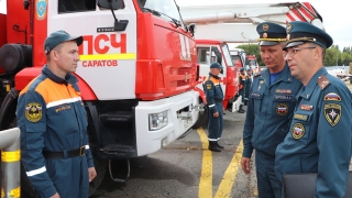 В Саратове МЧС тренировалось ликвидировать последствия "взрыва газа" в шестиэтажке