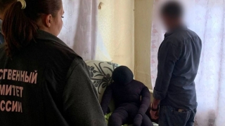 Саратовец с ножом угрожал убить юношей 17 и 18 лет