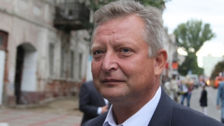 Облсуд отказал прокурорам в избрании меры пресечения Андрею Гнусину
