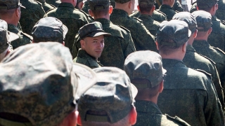 Военным разрешат быть бизнесменами