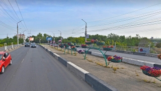 Саратов передал области 43 участка дорог и четыре городских моста