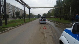 В Энгельсе пожилая женщина попала под колеса иномарки
