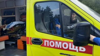 Саратовские медики сопроводили лежачую пациентку в Питер на операцию