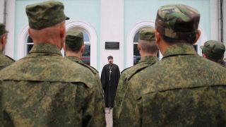 СМИ: мобилизованных саратовцев пытались бросить на передовую без оружия и бронежилетов