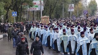 Крестный ход ограничит движение транспорта в Саратове