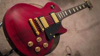 Саратовцу пришла посылка с "доской" вместо гитары "Gibson"