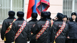 Сотрудники полиции отмечают профессиональный праздник