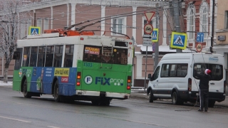 В центре Саратова из-за обесточки встали троллейбусы