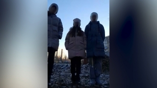 "Будьте добрее к животным!". Саратовские дети попросили остановить травлю собак
