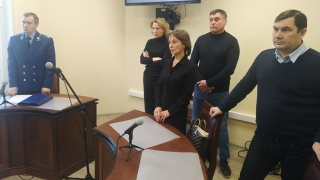 "Живу в аду шесть лет". Экс-министра Ларису Кузнецову ждет третий судебный процесс