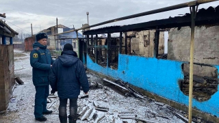 Вечером горели жилые дома в двух саратовских поселках