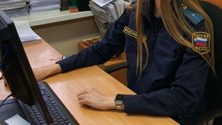Приставы заставили саратовского алиментщика выплатить сыну полмиллиона рублей