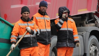 Разрешения жить в Саратовской области за месяц получили четыре иностранца. Осталось 330 квот