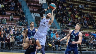 Саратовский "Автодор" выиграл у "Минска" последний матч года