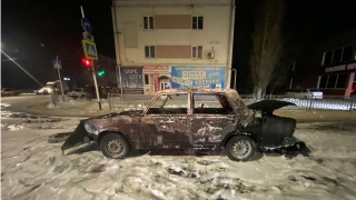 "Семерка" сгорела в полночь