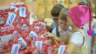 Новый год. Газовики пригласили детей на "Самую добрую елку"