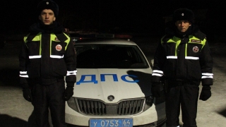 Полицейские спасли упавшего на Астраханской пешехода с сильным кровотечением