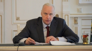 Яма с кипятком и ошпаренный прохожий. Глава СК РФ потребовал завести уголовное дело