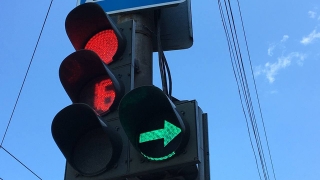 В центре Саратова на семь часов отключат светофор