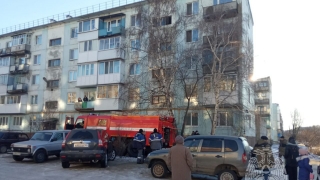 "Ждали помощи на балконе". Саратовские пожарные спасли мать и четырех детей