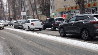 Саратовцы в два раза реже стали покупать новые авто