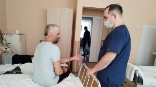 В саратовском лесу охотника укусила лиса
