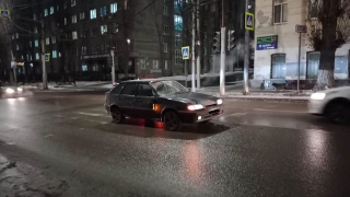 Вечером в Саратове сбили двух пешеходов