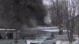 Три пожарных расчета тушили гараж кожвендиспансера