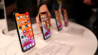 Ввоз "серых" смартфонов в Россию практически прекратился