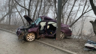 На проспекте Энтузиастов водитель "Hyundai" не увидел в тумане столб