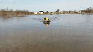 Большая вода. Подтоплены 453 двора, власти объявили о спаде паводка