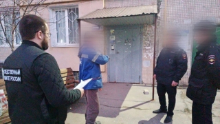 В Заводском районе сосед избил пенсионерку ногами. Женщина умерла