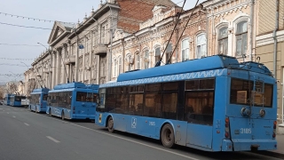 В центре Саратова встали троллейбусы четырех маршрутов